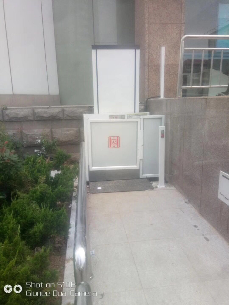 垂直無(wú)砟唉升降平臺(tái)